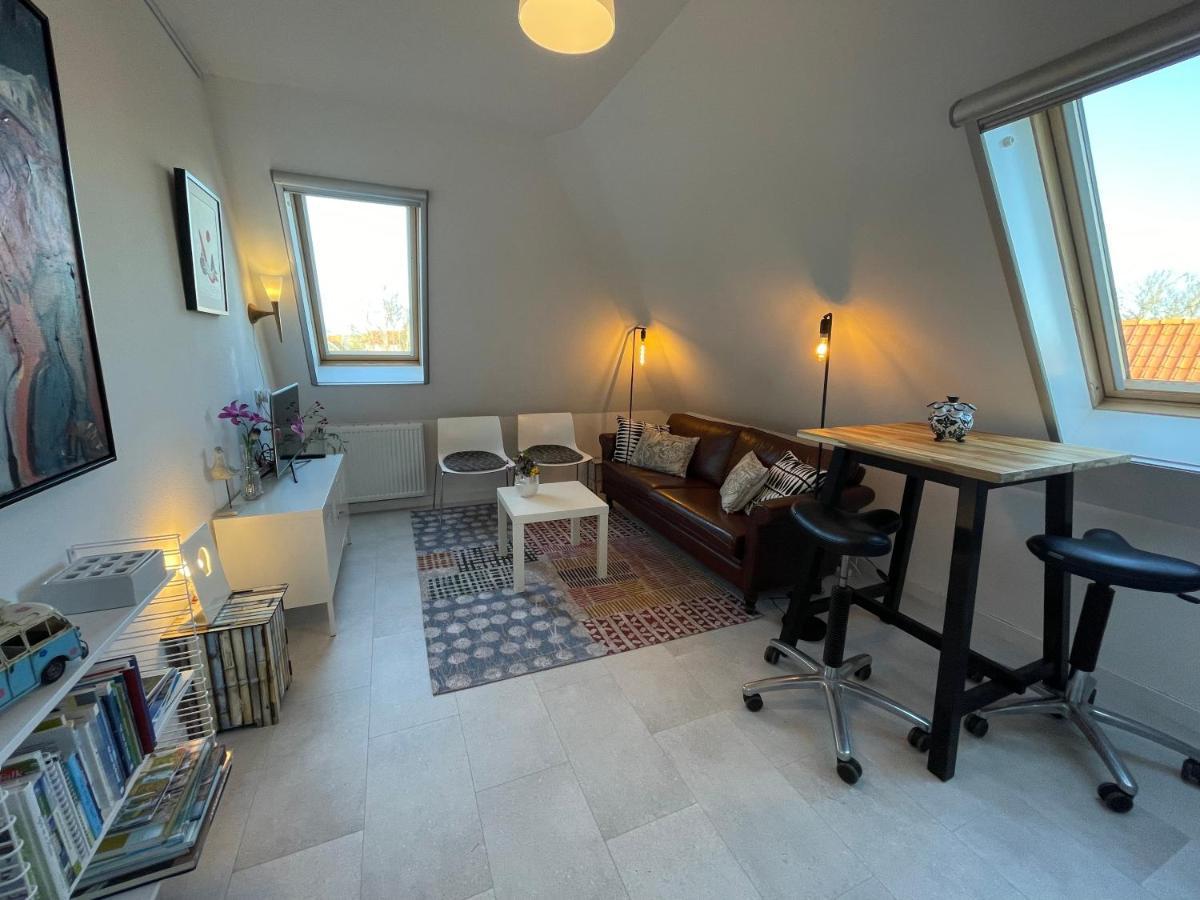 Vrijplaats Bed & Breakfast Oosterend  ภายนอก รูปภาพ